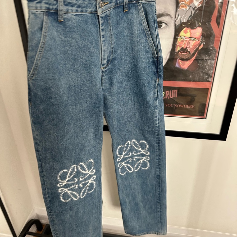 Embroidered Jeans - Picture 2 of 4